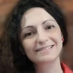 Andreea Nichifor Andreea Nichifor